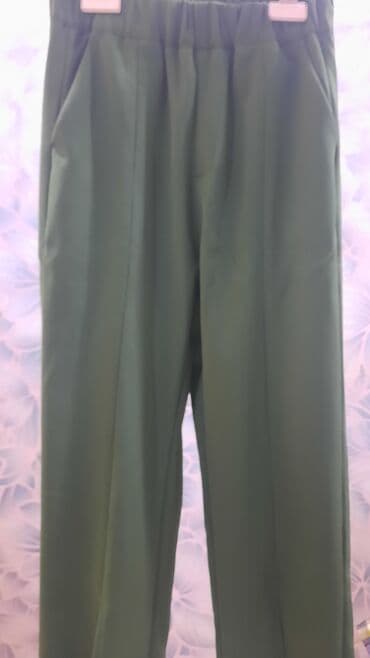 1011 лет: Костюм брючный, двойка. На девочку 11-13лет. Рост 150-158см. Состояние — 7