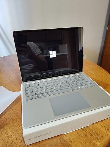 Microsoft Surface Go (Model 1943)❗️❗️отличный ноут для студентов и