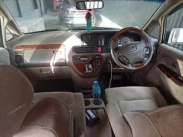 2 8: Honda Odyssey: 2002 г., Автомат, Бензин, Минивэн — 6