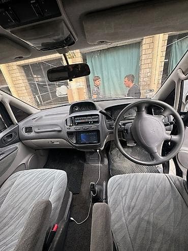 продаю митсубиси делика: Mitsubishi Delica: 1994 г. — 6