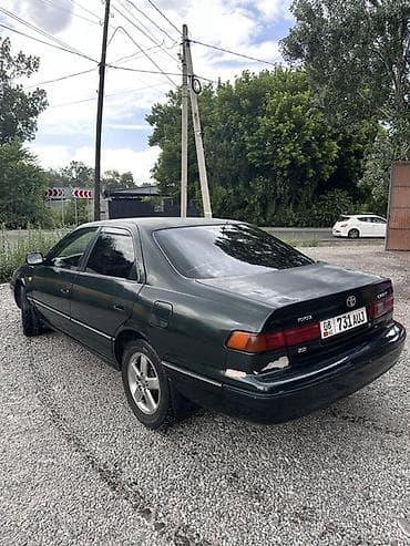 corolla 2016: Toyota Camry: 2000 г., 2.2 л, Автомат, Бензин, Седан — 4