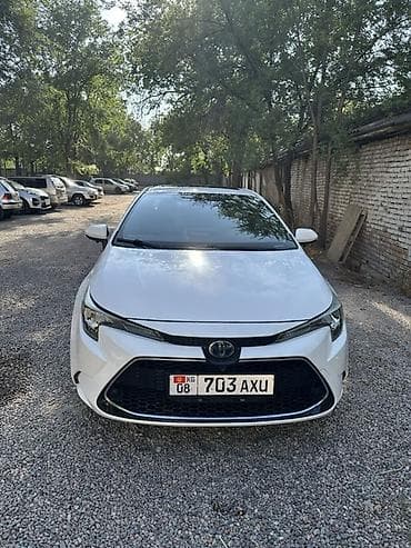 corolla 2004: Toyota Corolla: 2022 г., Гибрид, Седан — 2
