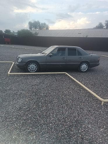 Продажа авто: Mercedes-Benz W124: 1992 г., 2.3 л, Механика, Бензин, Седан — 6