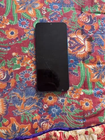 infinix телефон: Infinix Smart 6, Колдонулган, < 2 ГБ, түсү - Көк, 2 SIM — 6