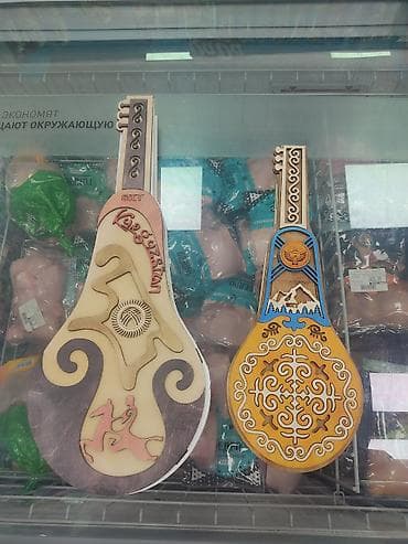 стол кыргызча: Декоративные сувенирные комуз из дерева (лазерная резка/гравировка) - — 3