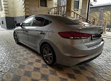 byd e7: Hyundai Elantra: 2017 г., 2 л, Автомат, Бензин, Седан — 4