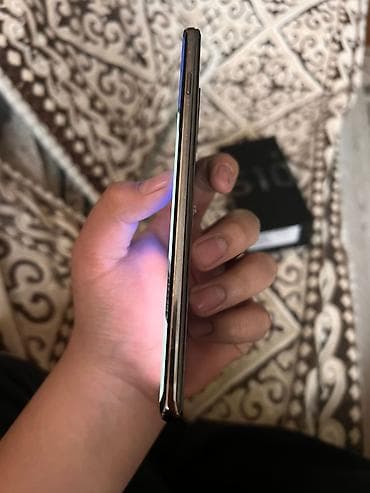 apple 5s iphone: Samsung Galaxy S10 Plus, цвет - Черный — 5