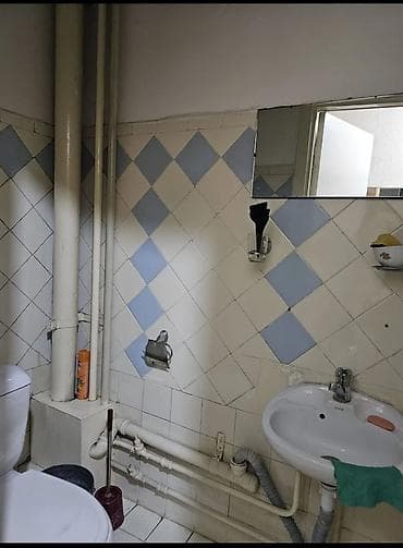 3 к: 3 комнаты, Собственник, С мебелью частично — 4