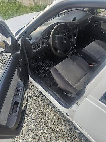 пороги на авто бишкек: Chevrolet Nexia: 2010 г., Кол менен иштөөчү, Бензин, Седан — 6