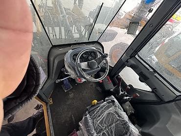 ско: Погрузчик, Колесный, Фронтальный — 4