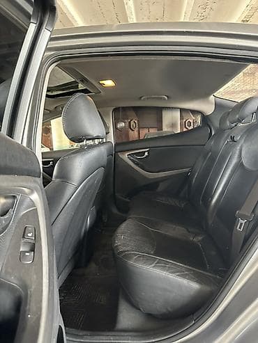 k3 ve: Hyundai Elantra: 2012 г., 1.6 л, Автомат, Бензин, Седан — 10