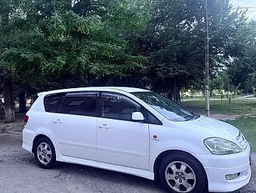 Toyota Ipsum: 2002 г., 2.4 л, Автомат, Бензин, Минивэн