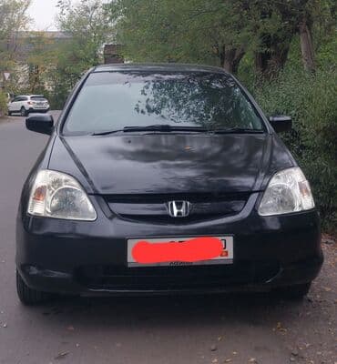 Honda Civic: 2001 г., 1.3 л, Механика, Бензиновая, Хэтчбэк