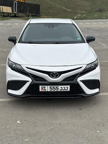 r15 185 55: Toyota Camry: 2022 г., 2.5 л, Автомат, Бензин, Седан — 6