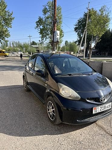 toyota ключ: Toyota Aygo: 2009 г., 0.1 л, Механика, Бензин, Хэтчбэк — 3