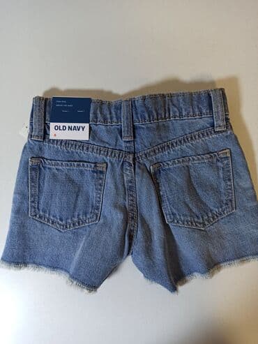 Балдардын башка кийимдери: Новые джинсовые шорты на девочку. Известный фирмы Old Navy. Примерный — 2