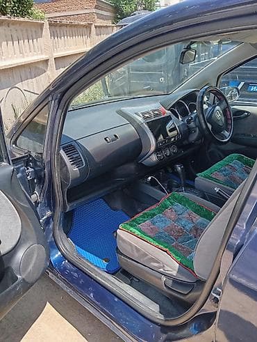 тико 2: Honda Fit: 2003 г., 1.3 л, Автомат, Бензин, Хетчбек — 1
