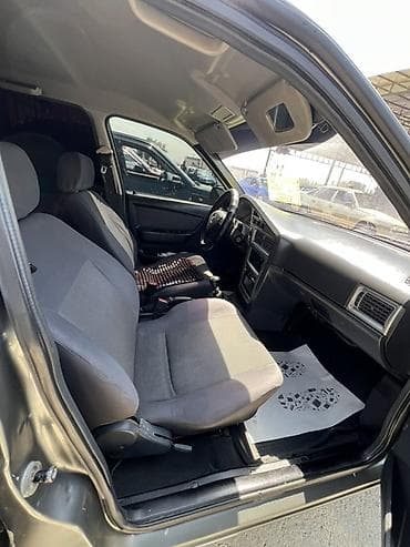 mazda 2: Chevrolet Nexia: 2013 г., 1.5 л, Механика, Бензин, Седан — 7