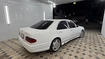 Транспорт: Mercedes-Benz E-Class: 2001 г., 5.5 л, Автомат, Бензин, Седан — 3
