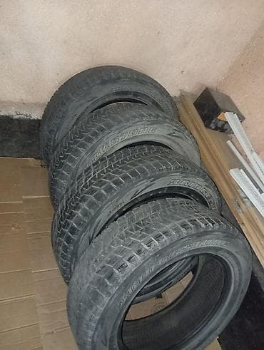 Шины 225 / 65 / R 17, Зима, Б/у, Комплект, Легковые, Япония, Bridgestone at lalafo.kg Шины 225 / 65 / R 17, Зима, Б/у, Комплект, Легковые, Япония, Bridgestone