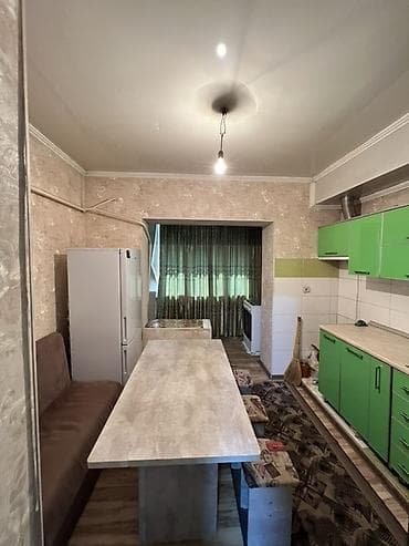 Батирлер: 3 бөлмө, 110-квартал Менчик ээси, Жаныбарлары жок, 6 айдан баштап, Эмереги менен — 3
