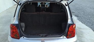 перекурить авто: Toyota Ist: 2002 г., 1.5 л, Автомат, Бензин, Хэтчбэк — 6