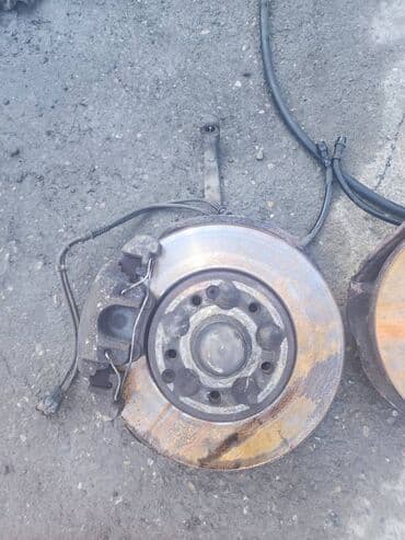 фреон авто кондиционера: Передняя правая Ступица Mercedes-Benz 2003 г., Б/у, Оригинал, Германия — 1