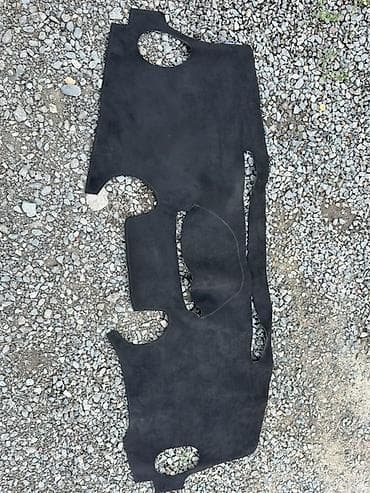 для ист: Ворсовые Накидка на панель Toyota, цвет - Черный, Б/у, Самовывоз — 3