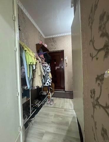 Недвижимость: 1 комната, 35 м², 105 серия, Аламедин-1 мкр 105 серия, 7 этаж, Косметический ремонт — 4