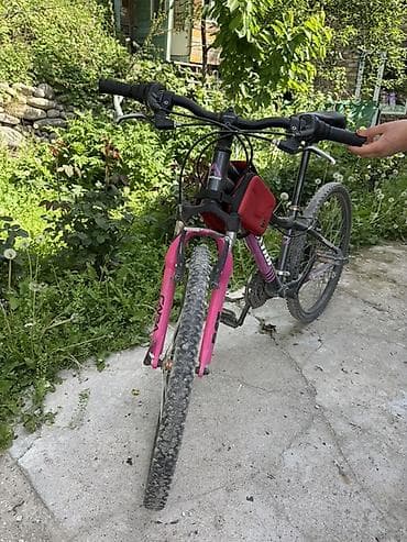 Транспорт: Горный велосипед с прямой рамой и передней амортизационной вилкой — 6