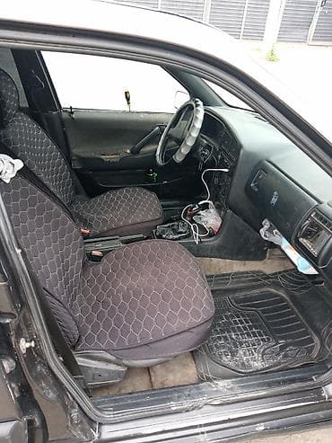 Volkswagen: Volkswagen Passat Variant: 1990 г., 1.8 л, Механика, Бензин, Универсал — 6