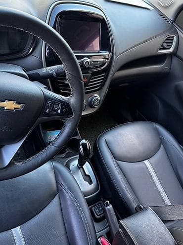 Продажа авто: Chevrolet Spark: 2019 г., 1 л, Автомат, Бензин, Хэтчбэк — 9
