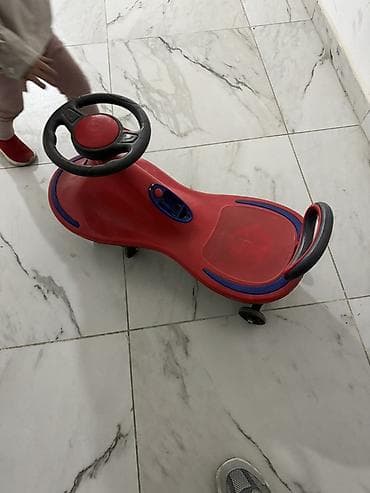 детские надувные батуты: Детская каталка-кар с рулём (wiggle car, машинка без педалей) - Тип — 3