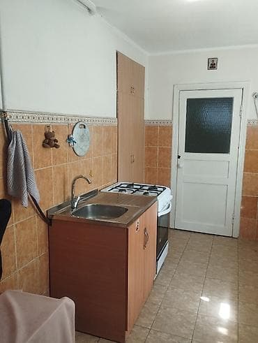 mega hous: Продаю полдома,кирпич/ саман, 3 комн.,45 м.кв.,сан/у/душ.,гор/хол — 5