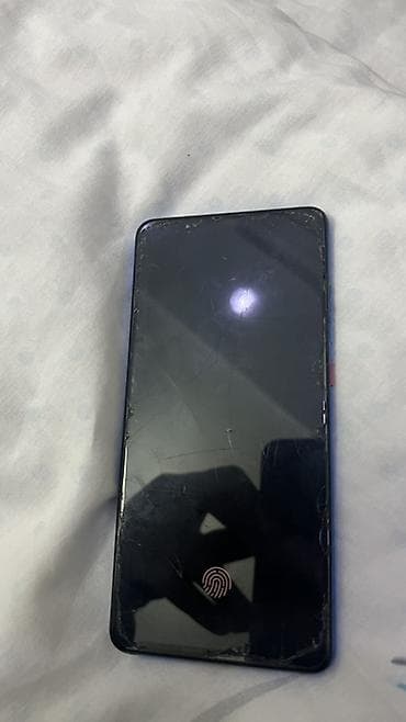 touch id: Смартфон с выдвижной фронтальной камерой и сканером отпечатка в — 5