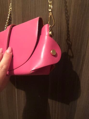 сумка клатч б у: Сумочка из Италии .Очень стильная компактная .Прошу 1000
Уступка есть — 3