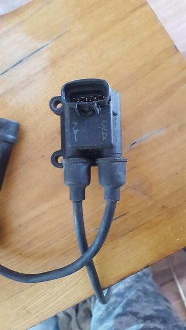 suzuki: Suzuki 1.3 катушка зажигания — 1