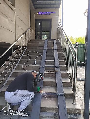 bi let: Металлическая лестница Наружные, Форма лестницы: Много-маршевая — 10