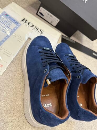 прокат мужских костюмов [возьми на прокат] бишкек фото: Мужские кроссовки, 41, Boss, Новый, цвет - Синий, Самовывоз, Платная доставка — 2