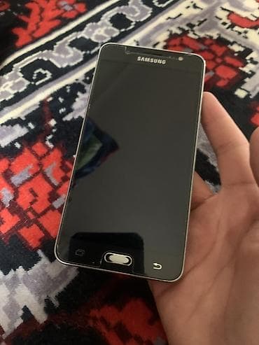телефон банан: Смартфон Samsung Duos (две SIM) - Поддержка двух SIM‑карт (DUOS) для — 2