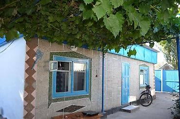 дом беловодиский: Жилой дом с придворовыми постройками - Одноэтажный дом с мансардным — 2