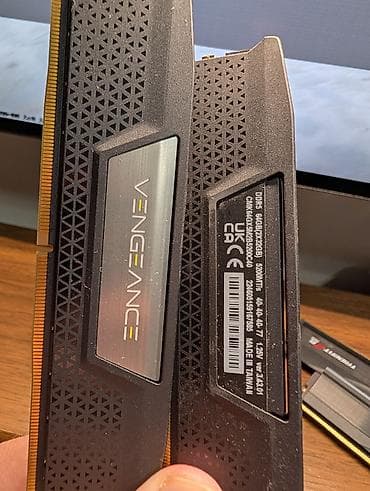 hyper x cloud: Оперативная память (RAM) для ПК, Б/у, Corsair, 64 ГБ, DDR5, 5200 МГц — 1
