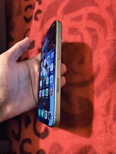 tehno pova 2: IPhone 17, 256 ГБ, Зеленый, Защитное стекло, Чехол, Кабель — 5