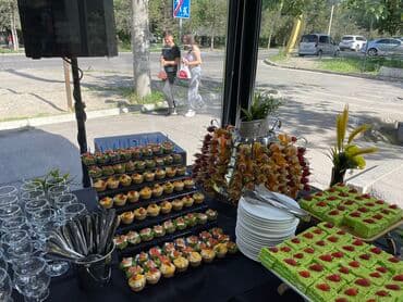 официант неполный рабочий день: Организация -Фуршет -Кофе Брейк -Кейтеринг -Выездные банкеты -Услуги — 6