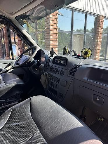 Грузовик, Mercedes-Benz, Дубль, 5 т, Новый — 10
