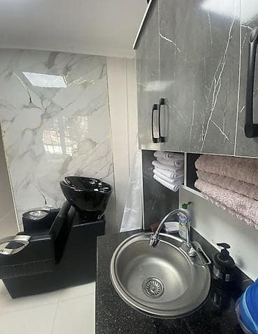 ата турк парк: 🏬 Продаётся готовое коммерческое помещение 45 м² 📍 Адрес: Ахунбаева / — 2