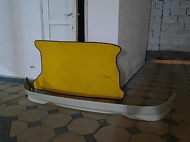 Юбка переднего бампера Honda, 2002 г., цвет - Белый