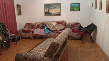 обмен квартиру на дом бишкек: Үй, 80 кв. м, 5 бөлмө — 17