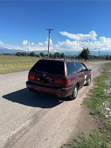 Volkswagen Passat: 1994 г., 1.8 л, Кол менен иштөөчү, Бензин, Универсал — 4