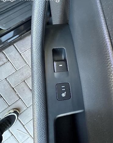 Продажа авто: Hyundai Sonata: 2018 г., 2 л, Автомат, Бензин, Седан — 3